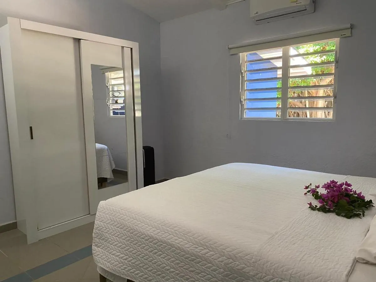 Сasa de vacaciones Place2cu Willemstad