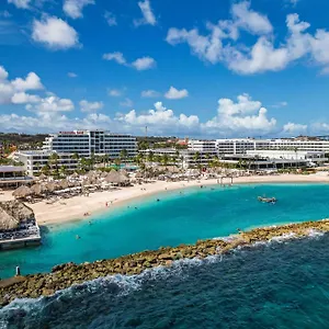 Resort Mangrove Corendon Curacao Resort, Curio By Hilton, Willemstad